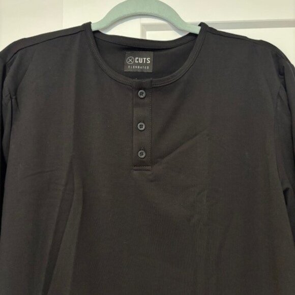 Cuts AO Long Sleeve Henley 👕 Black – Size Medium - Picture 5 of 7